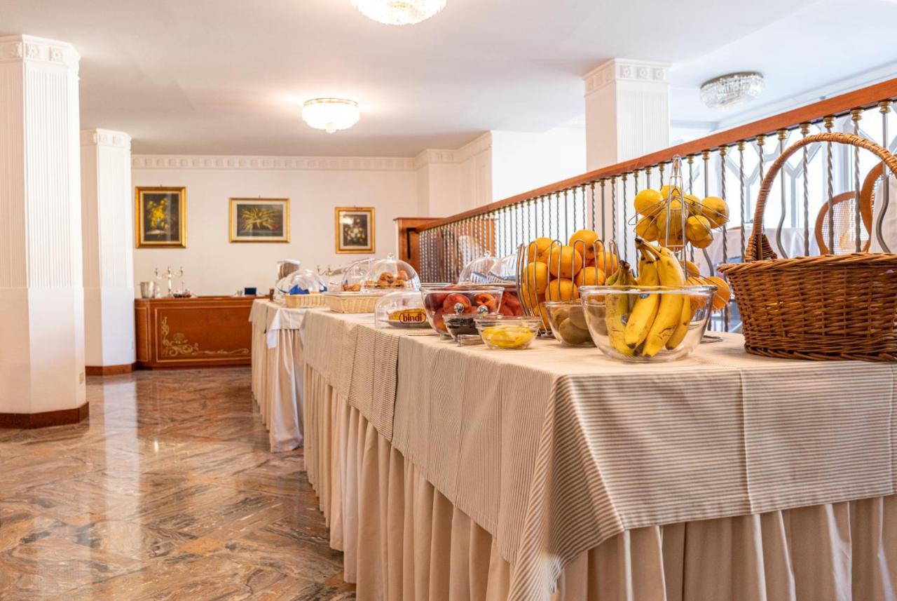 Hotel Miramonti Vincent 4*